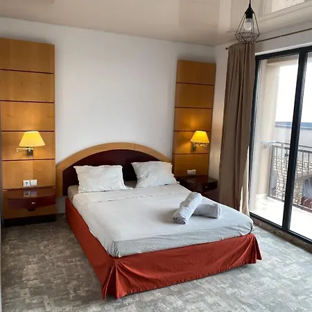 Complex Popdan 4* 科斯蒂内什蒂