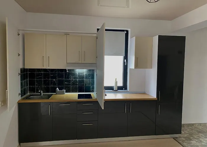 Πανσιόν Complex Popdan