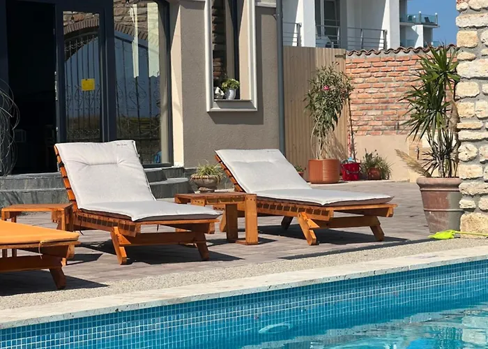 Complex Popdan Πανσιόν